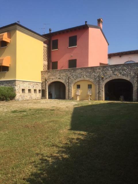 Casa In Campagna _Lori Volta Mantovana Εξωτερικό φωτογραφία